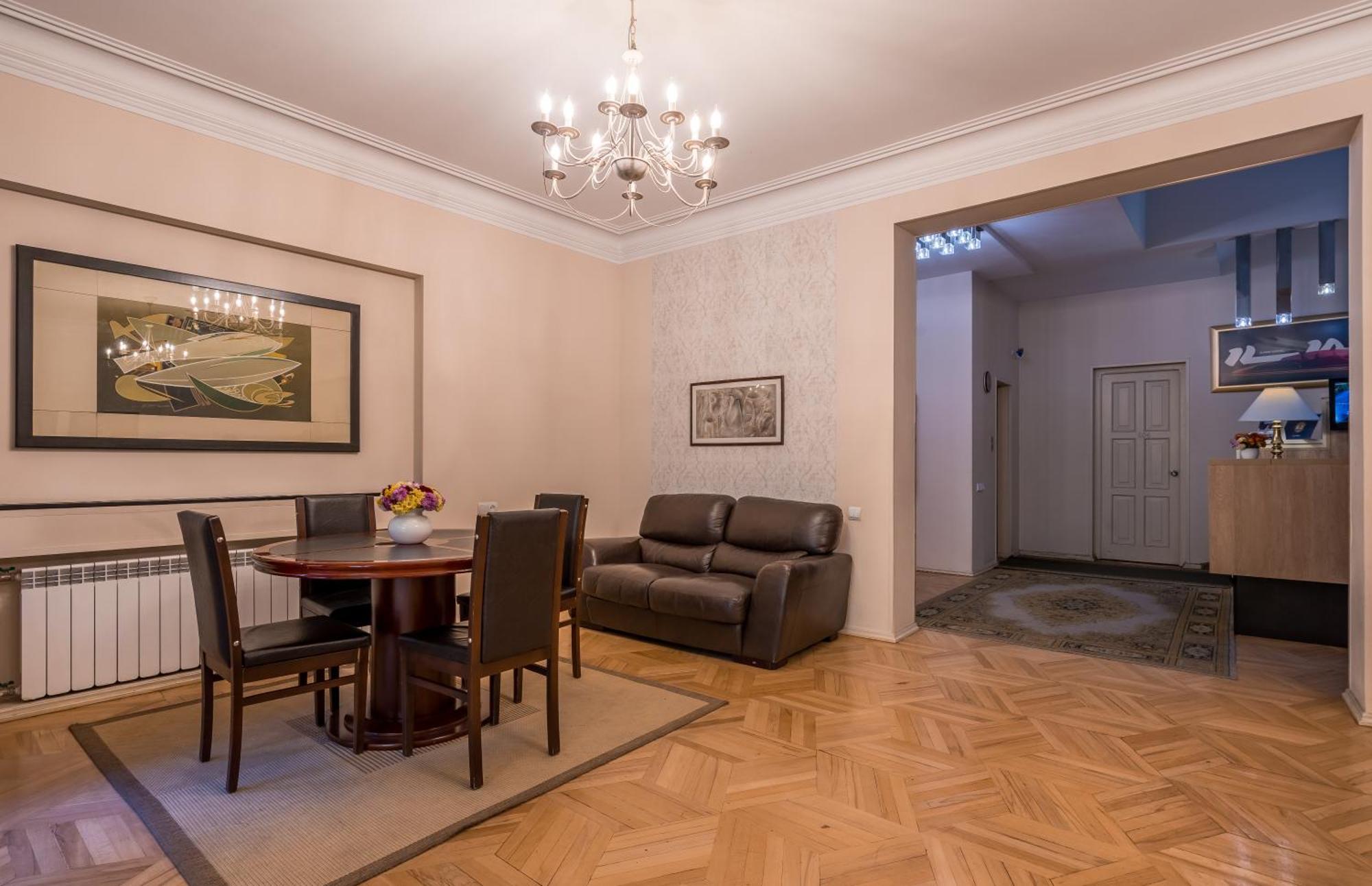 Iliani Hotel Tbilisi Zewnętrze zdjęcie